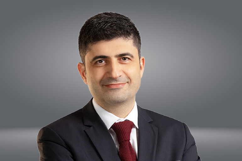 Onur Alt&#xFC;rk